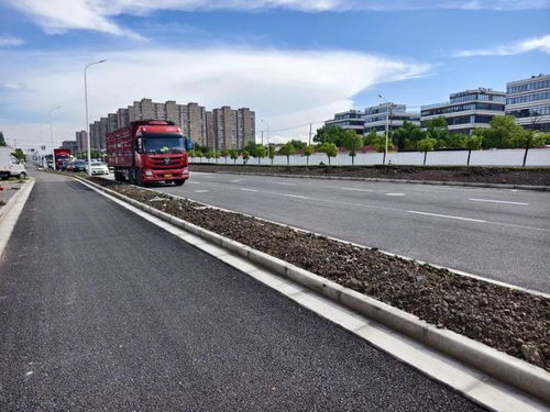 終于打通了瓶頸 富長(zhǎng)路這一段實(shí)現(xiàn)雙向開放交通